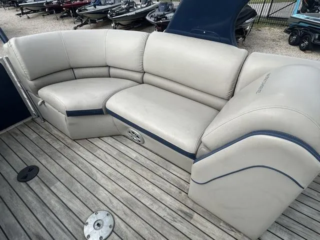 Slide: The Image of Berkshire 23RFX 3.0 2016 - 6