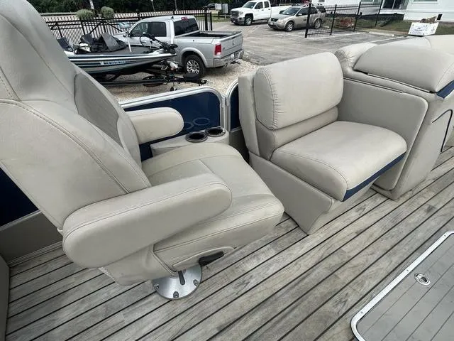 Slide: The Image of Berkshire 23RFX 3.0 2016 - 8