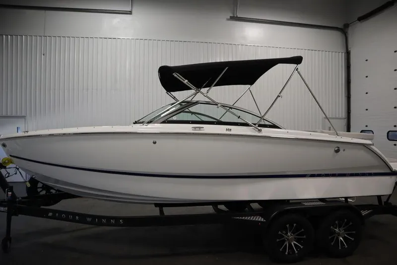 Slide: The Image of Four Winns H2 2025 - 57