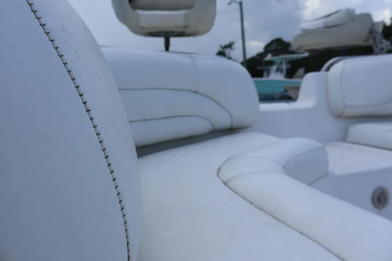 Slide: The Image of Hurricane FUN DECK 201 w/ 2006 F115 YAMAHA FOURSTROKE 1998 - 6