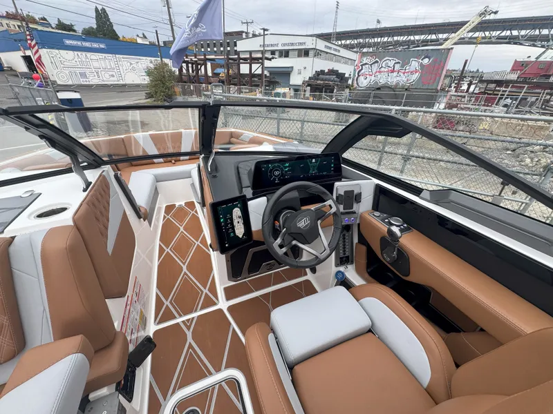 Slide: The Image of Malibu M242 2025 - 7