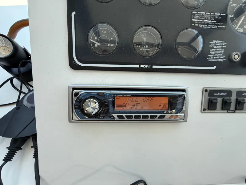 Slide: The Image of Control panel of a 1995 Skipperliner 52 Inter-Coastal Motor Yacht HB with Kenwood stereo system. - 31