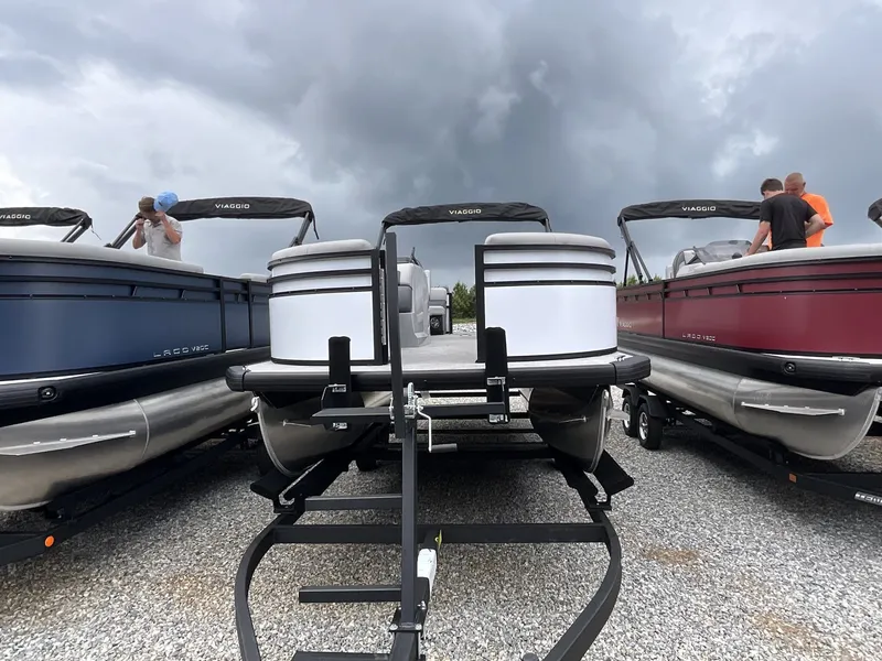 The Image of Viaggio Lago V 22U 2025 - 1