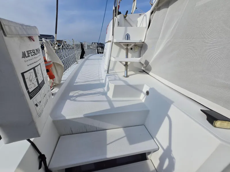 Slide: The Image of Bali 4.1 Catamaran 2018 - 60