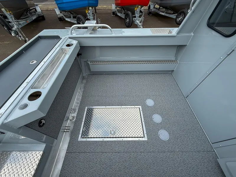 Slide: The Image of Hewescraft 210 Sea Runner ET HT 2025 - 17