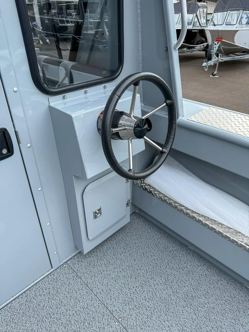 Slide: The Image of Hewescraft 210 Sea Runner ET HT 2025 - 19