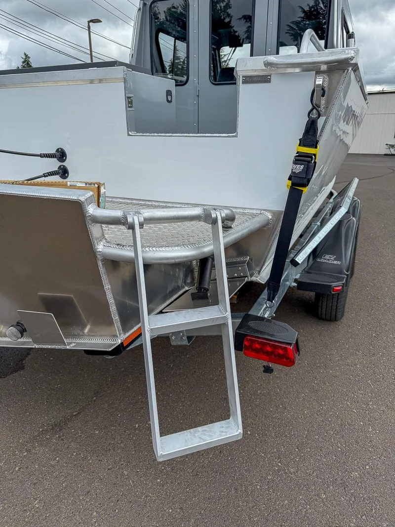 Slide: The Image of Hewescraft 210 Sea Runner ET HT 2025 - 23