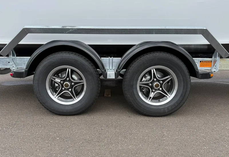 Slide: The Image of Hewescraft 210 Sea Runner ET HT 2025 - 26