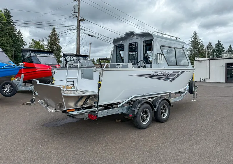 Slide: The Image of Hewescraft 210 Sea Runner ET HT 2025 - 3