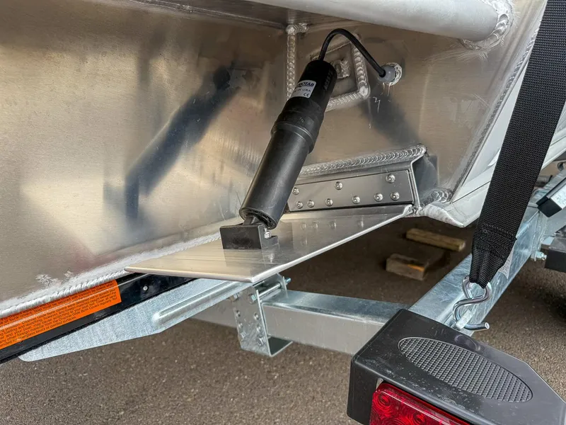 Slide: The Image of Hewescraft 210 Sea Runner ET HT 2026 - 24