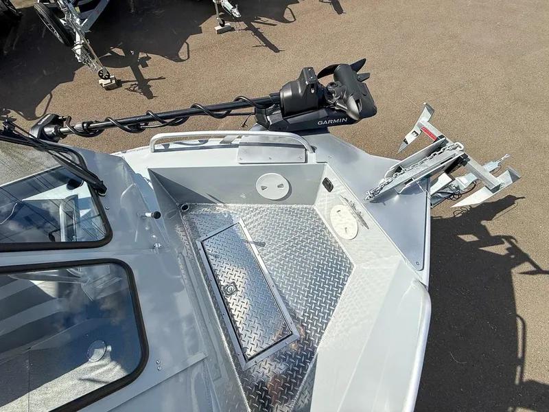 Slide: The Image of Hewescraft 200 PRO V ET 2026 - 10