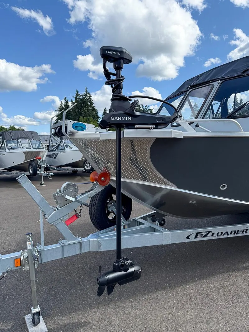 Slide: The Image of Hewescraft 200 PRO V ET 2026 - 12