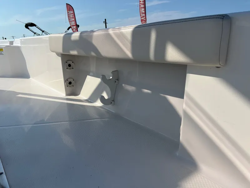 Slide: The Image of Blue Wave 2600 Pure Bay 2021 - 45