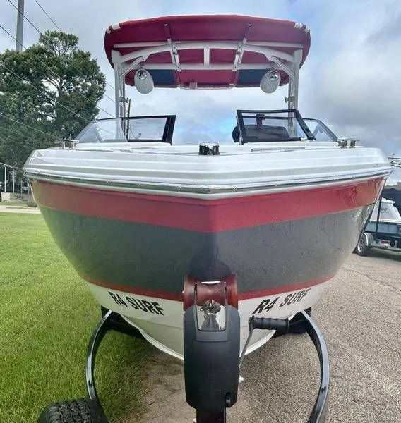 Slide: The Image of Cobalt R4 Surf 2025 - 5