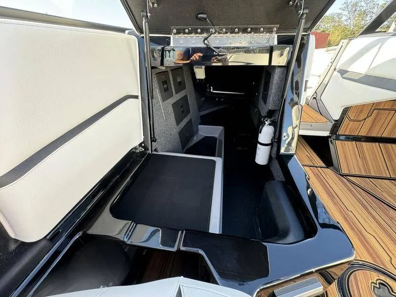 Slide: The Image of Supra SL 450 2025 - 14