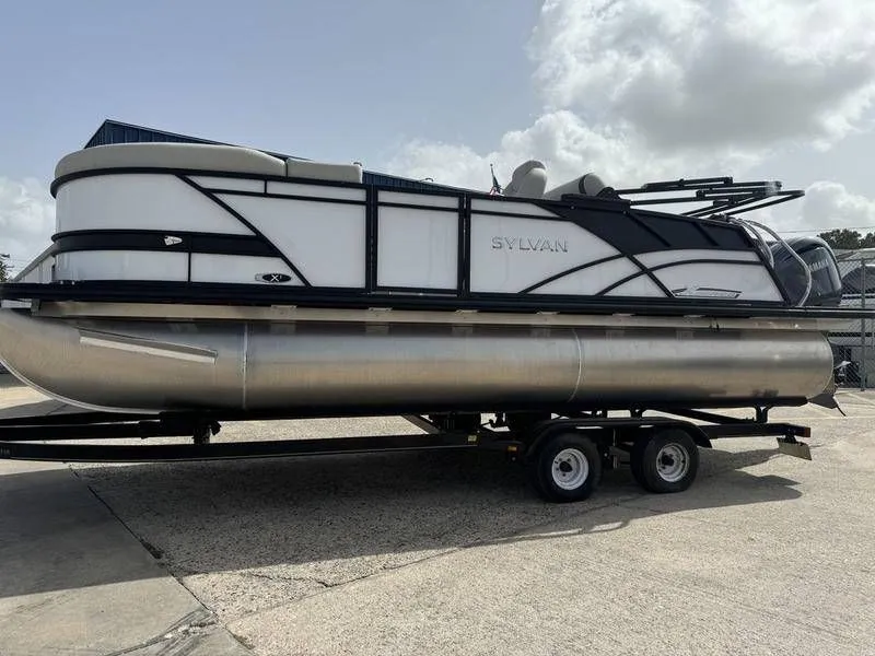 The Image of Sylvan X1 CLZ DH 2025 - 1