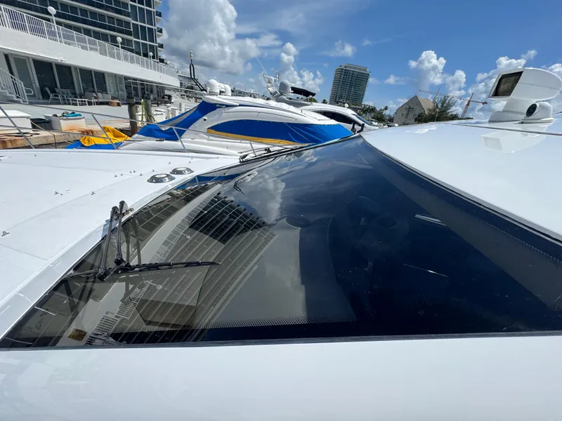 Slide: The Image of Azimut 54 1997 - 114