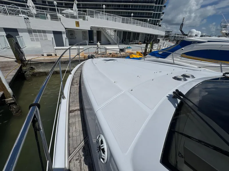 Slide: The Image of Azimut 54 1997 - 115