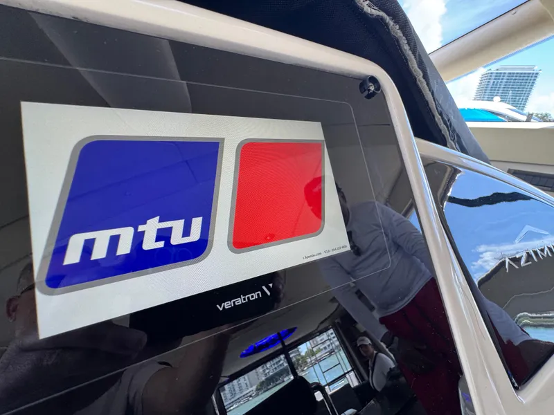 Slide: The Image of Azimut 54 1997 - 67