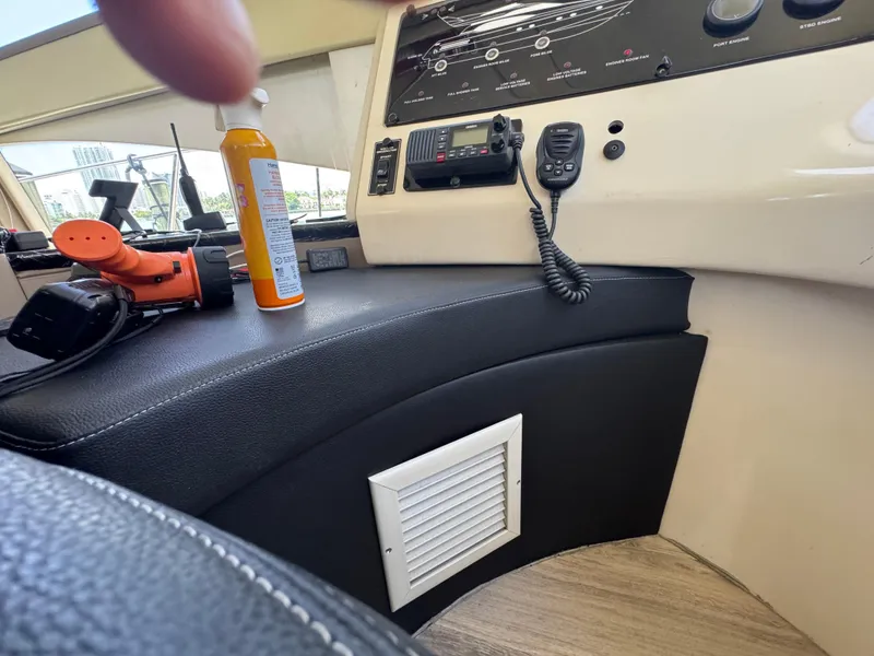 Slide: The Image of Azimut 54 1997 - 70