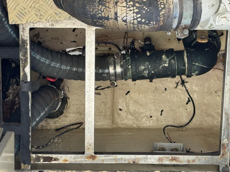 Slide: The Image of Azimut 54 1997 - 85