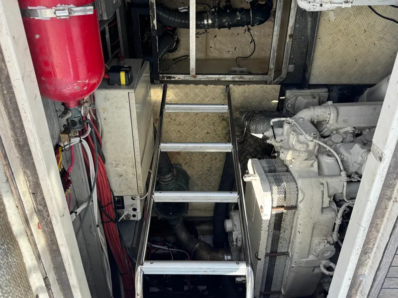 Slide: The Image of Azimut 54 1997 - 86