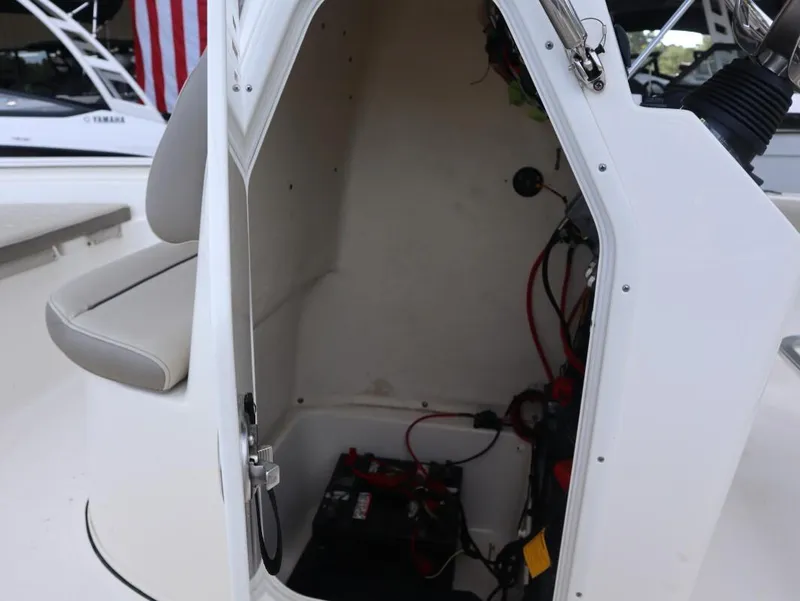 Slide: The Image of Key West Center Console 189FS 2021 - 14