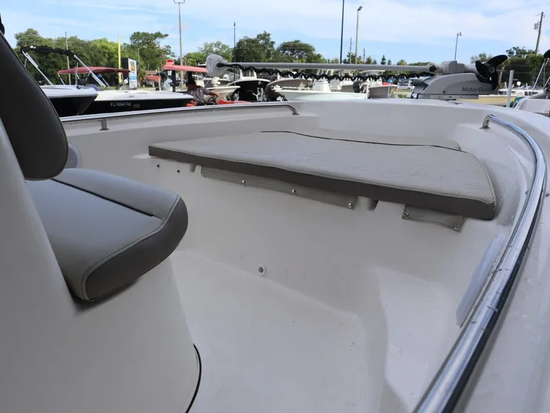 Slide: The Image of Key West Center Console 189FS 2021 - 17