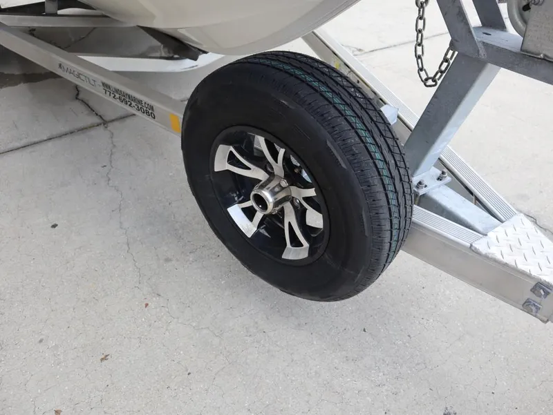 Slide: The Image of Key West Center Console 189FS 2021 - 22