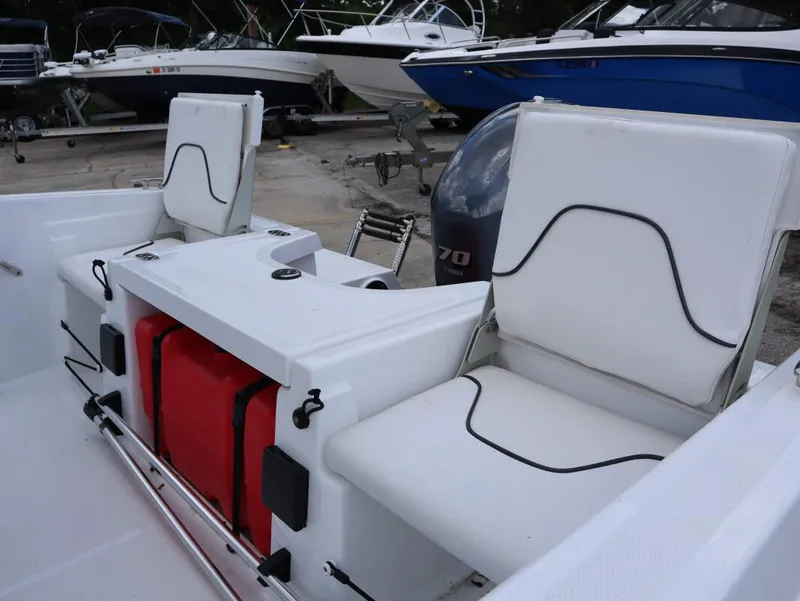 Slide: The Image of Wellcraft FISHERMAN 162 2021 - 4