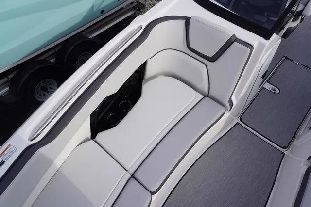 Slide: The Image of Yamaha SX250 2025 - 11