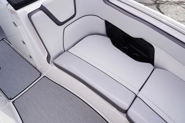 Slide: The Image of Yamaha SX250 2025 - 14