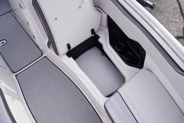 Slide: The Image of Yamaha SX250 2025 - 15