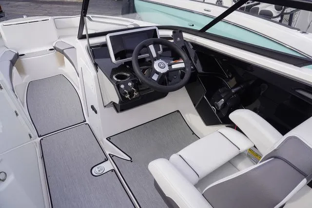 Slide: The Image of Yamaha SX250 2025 - 22