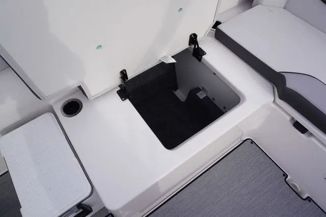 Slide: The Image of Yamaha SX250 2025 - 25