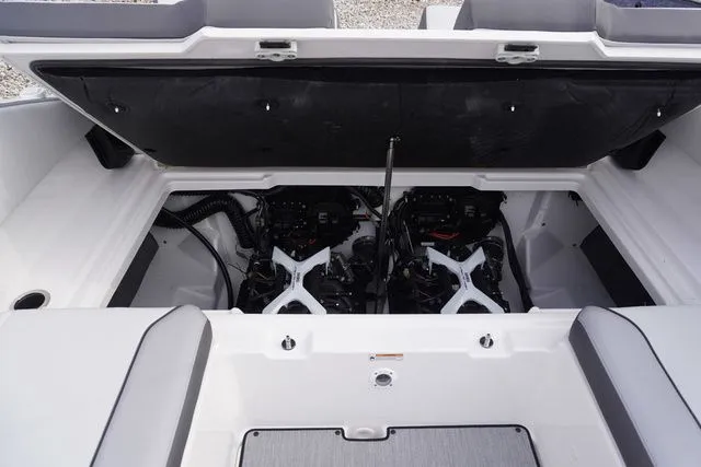 Slide: The Image of Yamaha SX250 2025 - 31