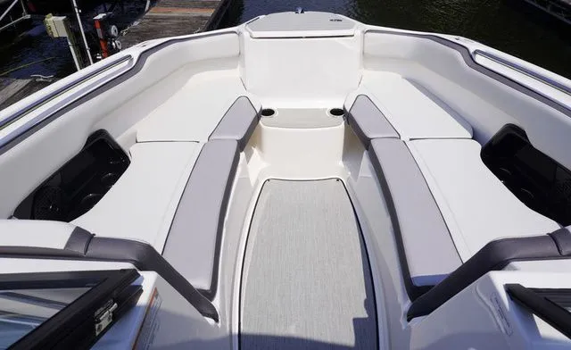 Slide: The Image of Yamaha AR250 2025 - 22