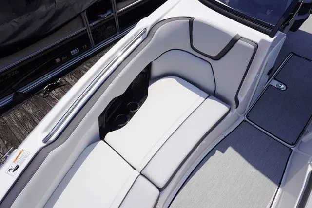 Slide: The Image of Yamaha AR250 2025 - 25