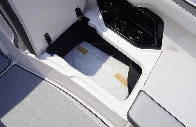 Slide: The Image of Yamaha AR250 2025 - 28