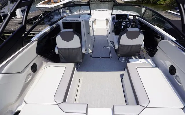 Slide: The Image of Yamaha AR250 2025 - 5