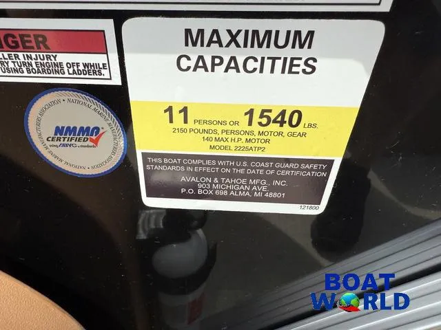 Slide: The Image of Tahoe LTZ 2385 Swingback (VRB) & Honda 4-Stroke EFI 2025 - 17