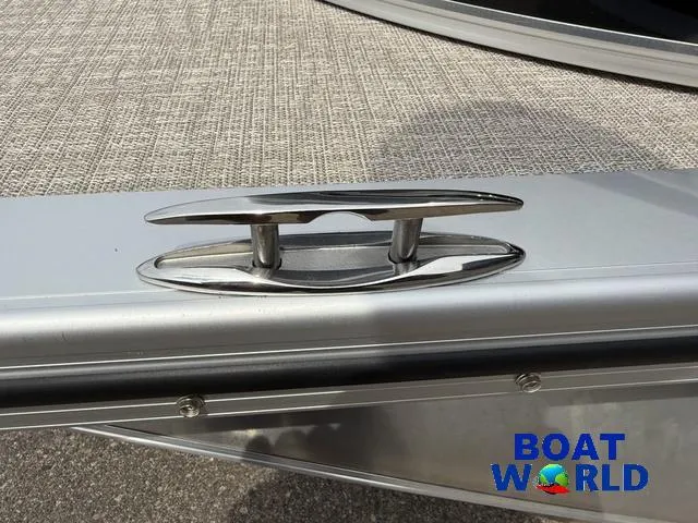 Slide: The Image of Tahoe LTZ 2385 Swingback (VRB) & Honda 4-Stroke EFI 2025 - 37