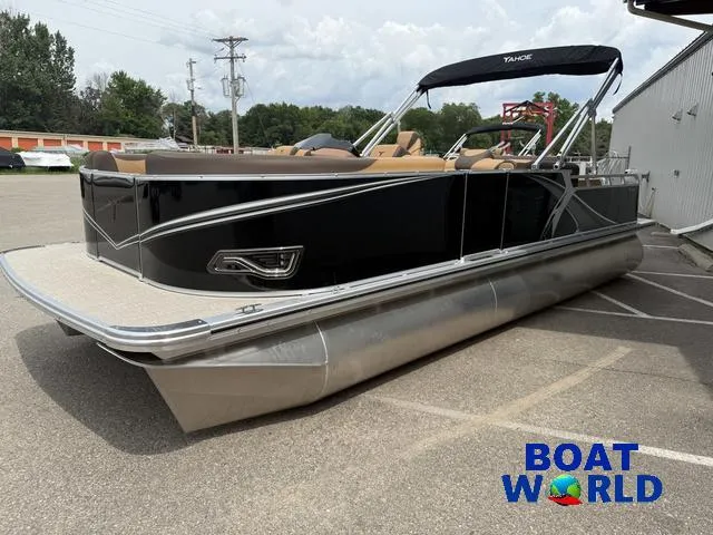 Slide: The Image of Tahoe LTZ 2385 Swingback (VRB) & Honda 4-Stroke EFI 2025 - 39