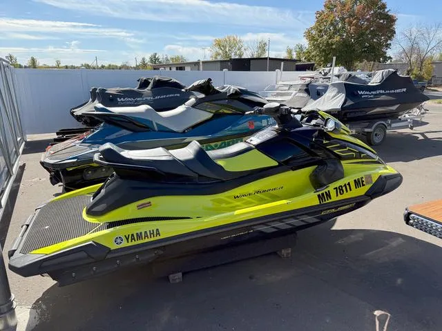 Slide: The Image of Yamaha VX Cruiser HO 2021 - 3