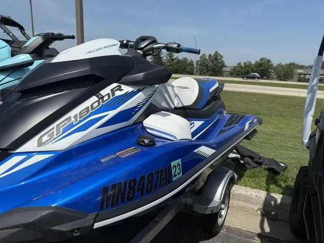 Slide: The Image of Yamaha GP1800R 2021 - 4