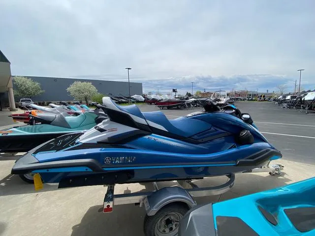 Slide: The Image of Yamaha FX CRUISER® HO 2024 - 4