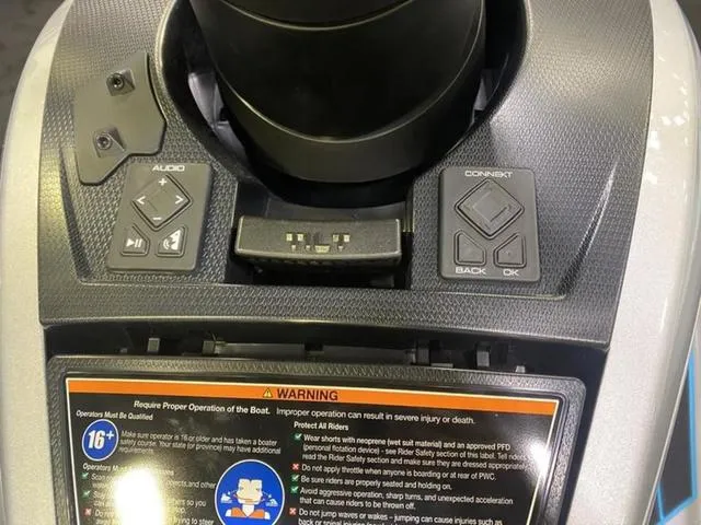 Slide: The Image of Yamaha FX Cruiser HO 2024 - 7