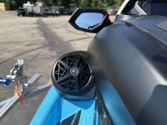 Slide: The Image of Yamaha FX SVHO 2025 - 10