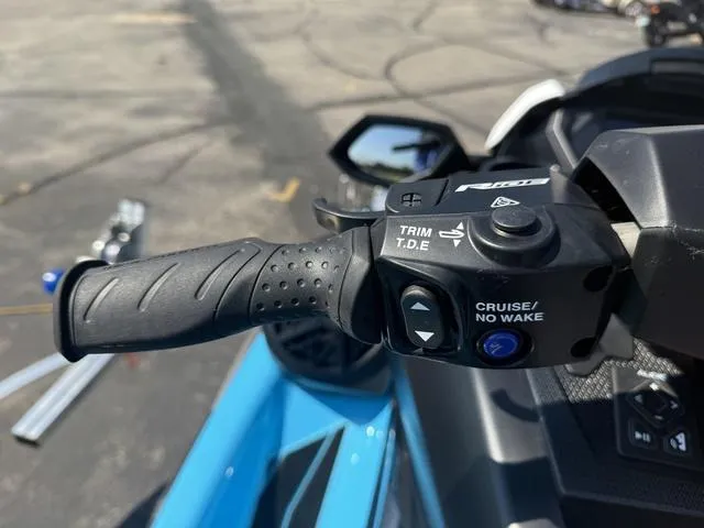 Slide: The Image of Yamaha FX SVHO 2025 - 11