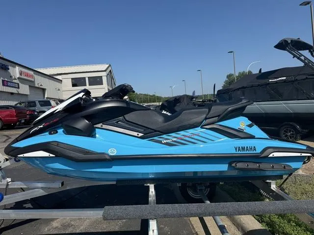 Slide: The Image of Yamaha FX SVHO 2025 - 4